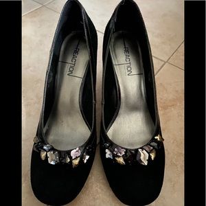 Kenneth Cole Reaction Jeweled Velvet Heels